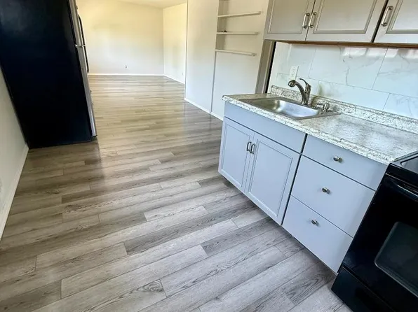 (undisclosed Address), Central Islip, NY 11722
