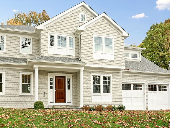 2nd image of 10 Jochum Ave