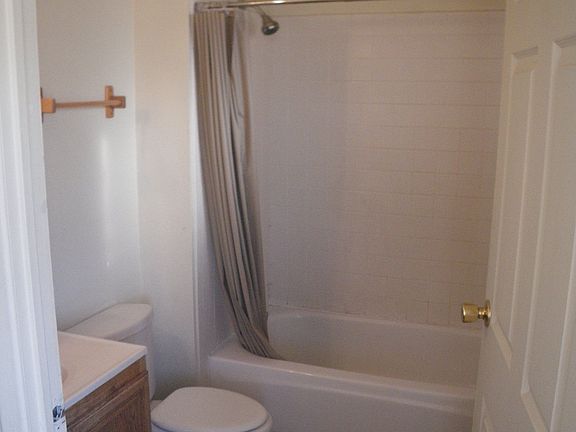 4th image of 4523 Avenue La Espana Daga