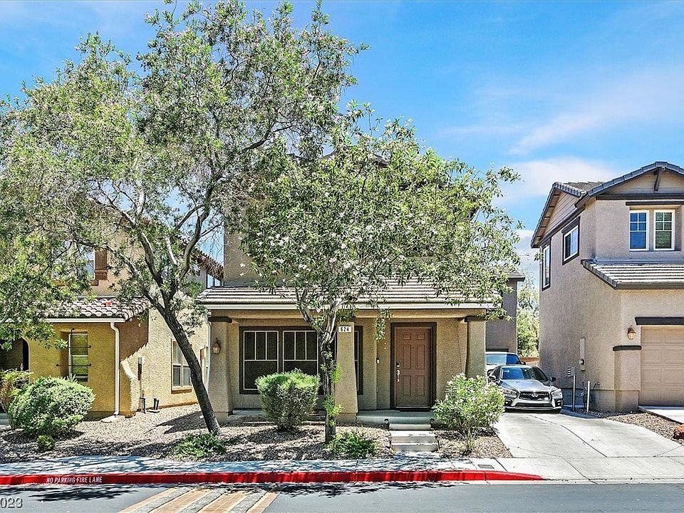 1st image of 624 Desert Passage St