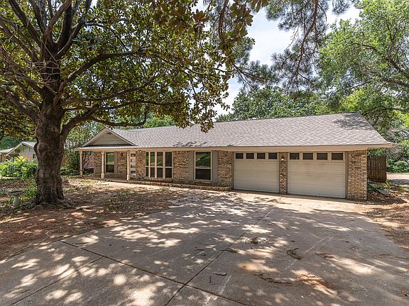 2nd image of 1718 Cheryl Ln