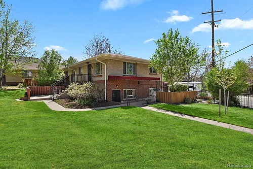 3290 W Fairview Pl Photo 1