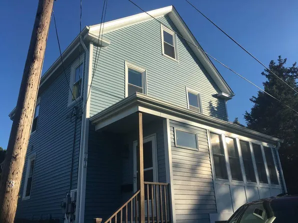 11 Southmayd St, Newport, RI 02840