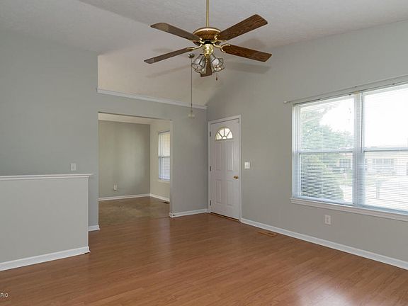 4th image of 3008 Hickory Nut Ln
