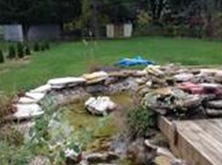 1550 West Dr, Wolverine Lake, MI 48390