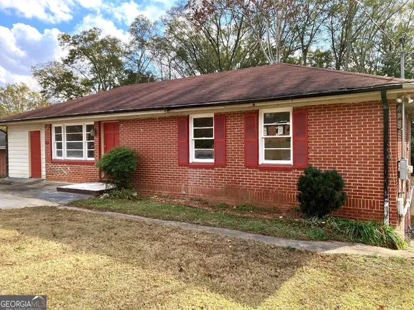 1031 Pine St NE, Conyers, GA 30012