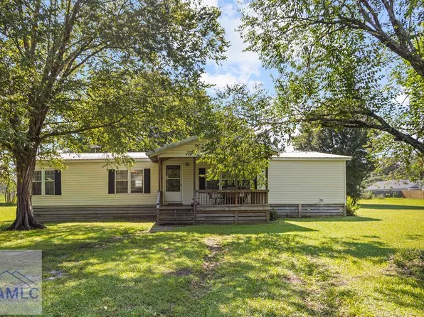 68 Levy A Ray Rd NE, Ludowici, GA 31316