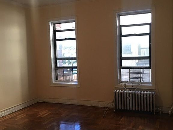 3rd image of 706 Lefferts Ave APT 6D