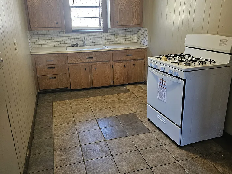217 N Wilson Ave #A — Photo 6