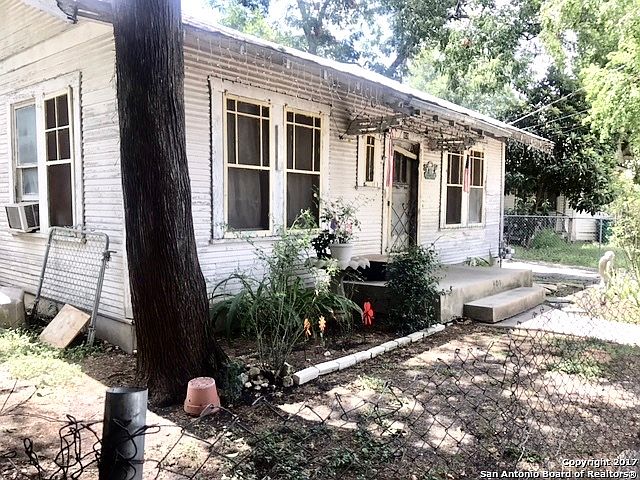 1st image of 809 N Palmetto