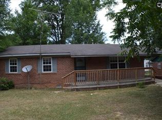 103 E End Dr, Saluda, SC 29138