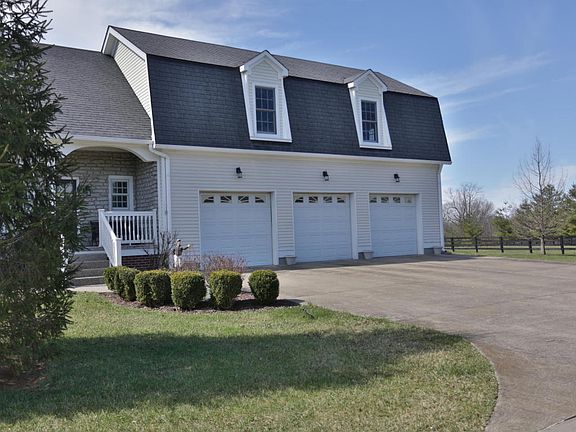 3rd image of 65 Lizas Cir