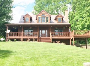 105 Winding Ridge Rd, Denver, IA 50622