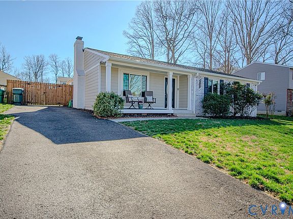 2nd image of 9317 Classic Rd