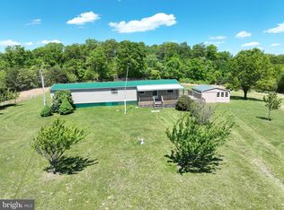 530 Jordans Way, Shanks, WV 26761