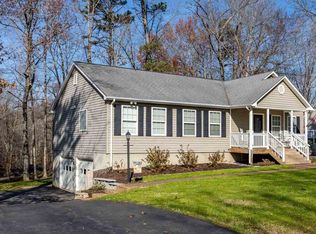 4 Stigger Rd, Palmyra, VA 22963