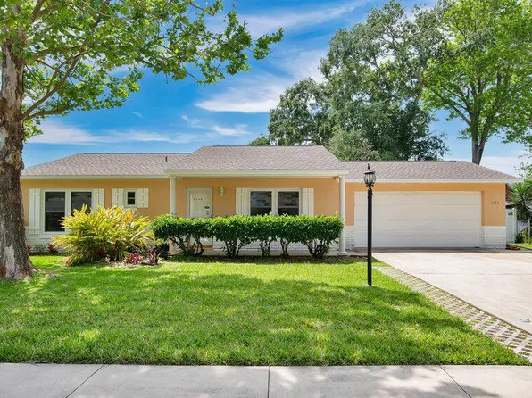 1950 Red Cedar Cir, South Daytona, FL 32119