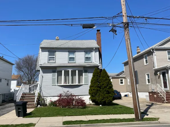 158 Cochran Pl, Valley Stream, NY 11581