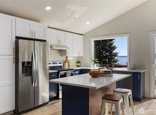 1313 Colchester Dr SE, Pt Orchard, WA 98366