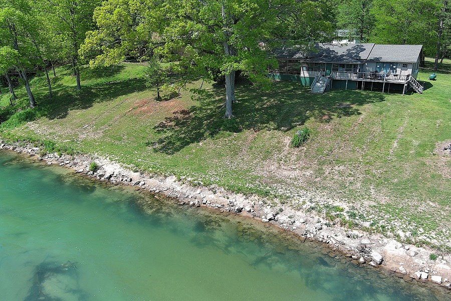1st image of 227 Walleye Ln