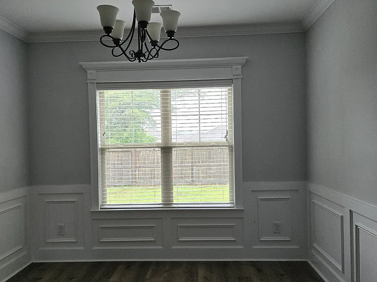 108 Wenlock Cir — Photo 12