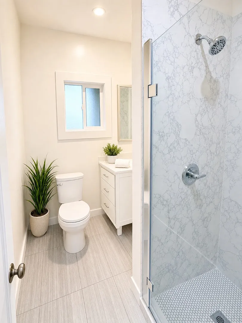 Unit Photo - 2610 Fulton St #2