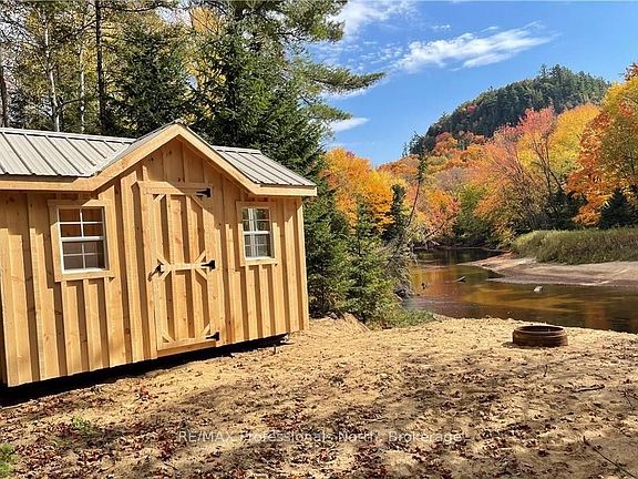 2nd image of 304 Old North Rd