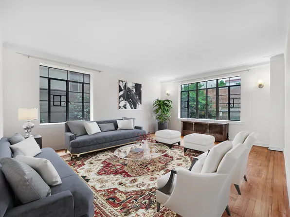 135 East 39th Street image 1 of 8