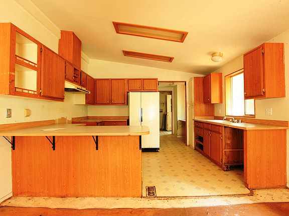 4th image of 5133 Wooded Glen Ct