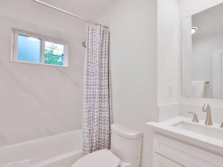 8257 Lake Forest Dr — Photo 18