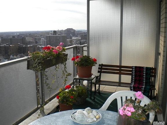 3rd image of 17501 Hillside Ave #15U
