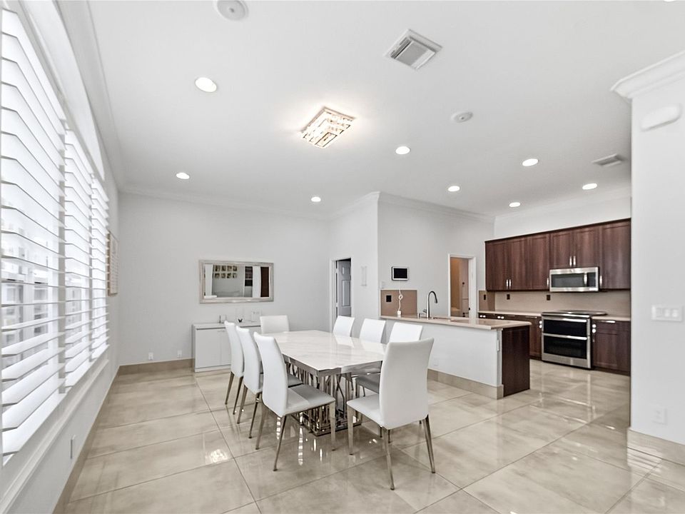 1st image of 4916 SW 38th Way