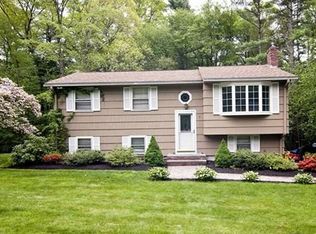 7 School St, Kingston, MA 02364