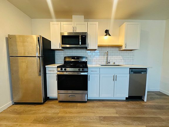 2nd image of 16 W Mission St #16
