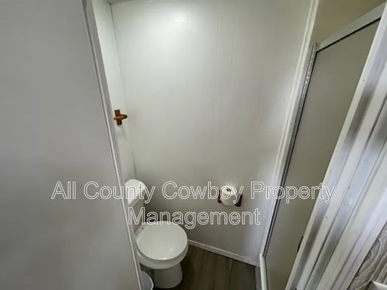2081 Easterling St — Photo 5