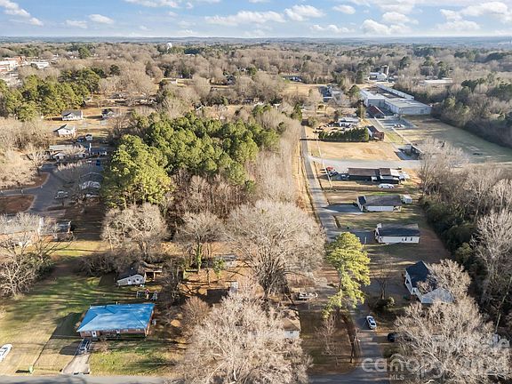 5th image of 151 Central Ave