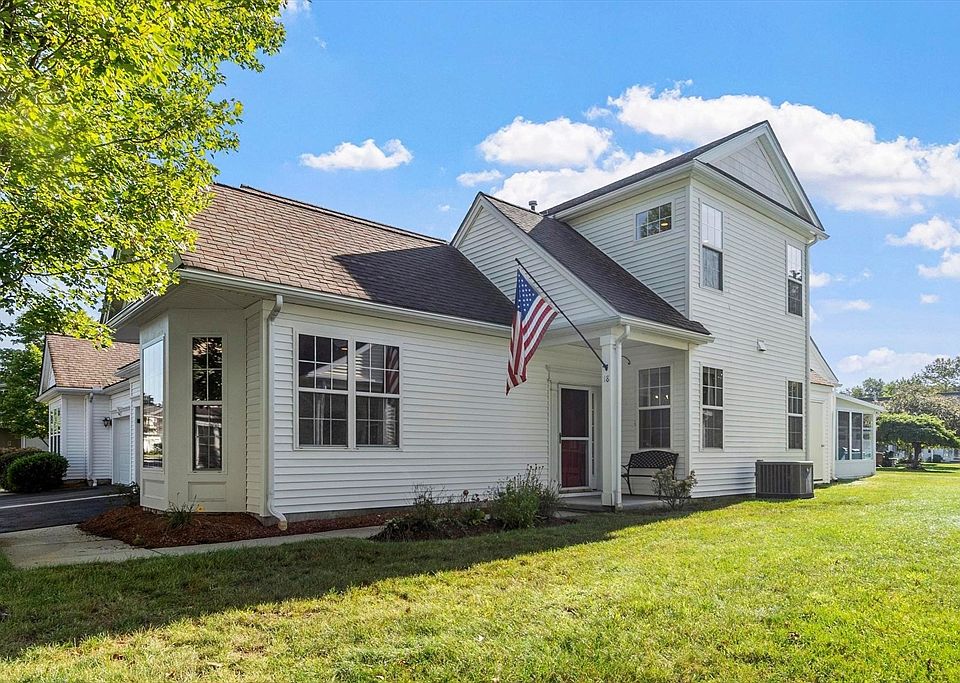 1st image of 18 Hartland Way #18