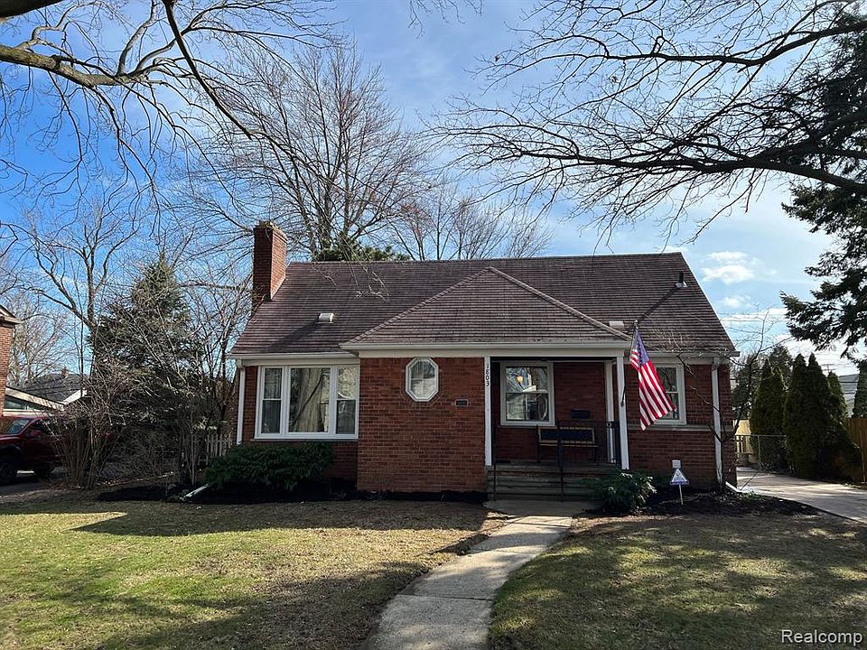 1803 Hawthorne Rd, Grosse Pointe Woods, MI 48236 Zillow