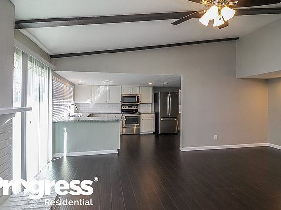 3rd image of 7712 Four Winds Dr