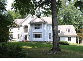 1516 Cross Hwy, Fairfield, CT 06824