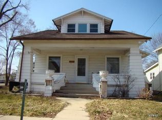 1526 Mill St, Burlington, WI 53105