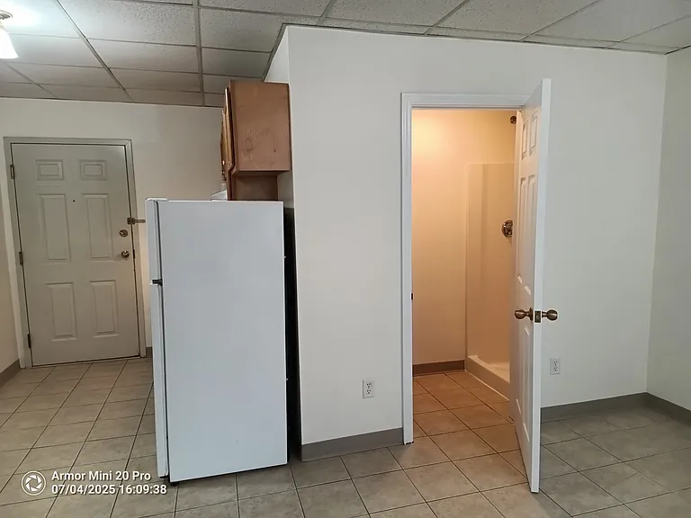 104 Adams St #8 — Photo 4