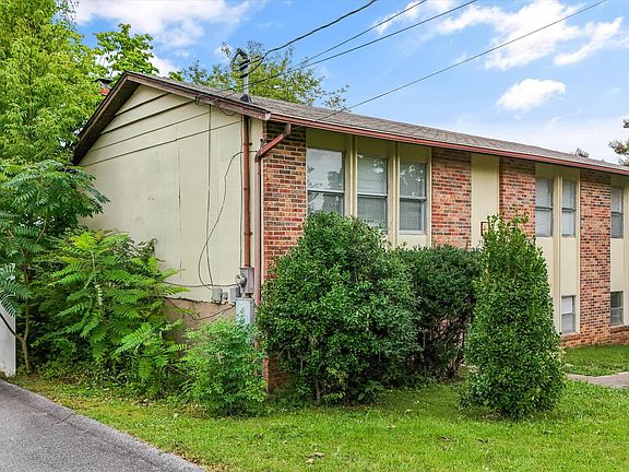 3rd image of 5501 Malmsbury Rd