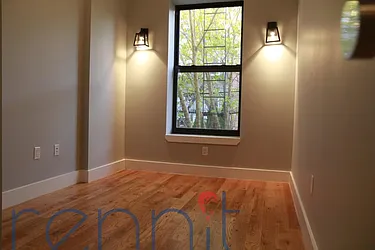 Rented by Rennit Inc.