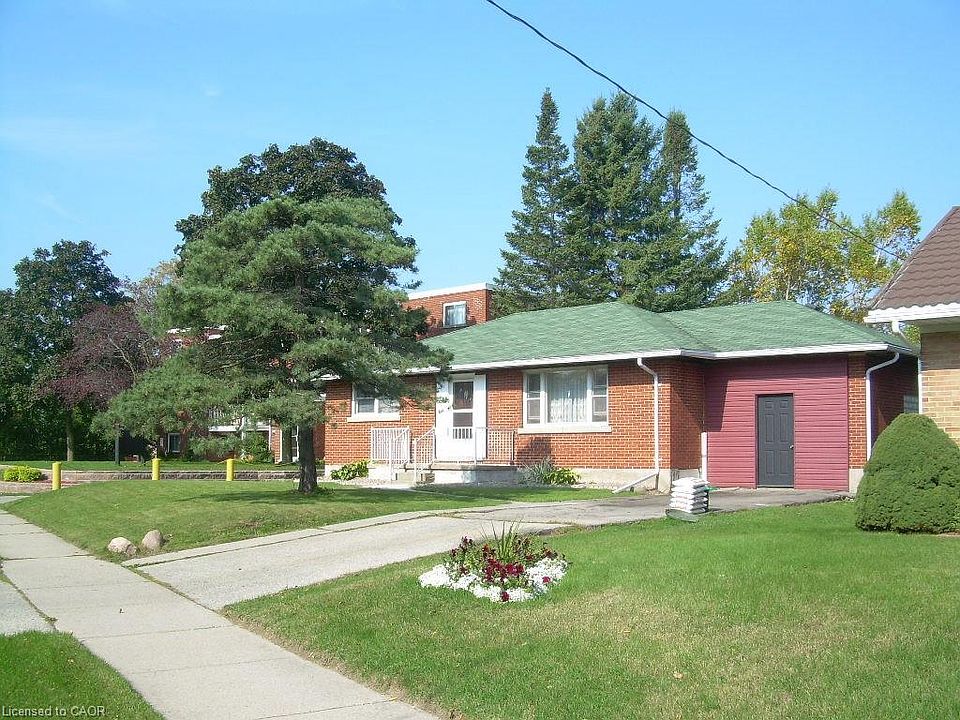 1st image of 160 Erb St E