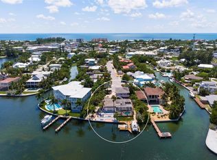 520 58th St, Holmes Beach, FL 34217