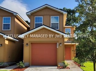 6861 Lake Mist Ln, Jacksonville, FL 32210