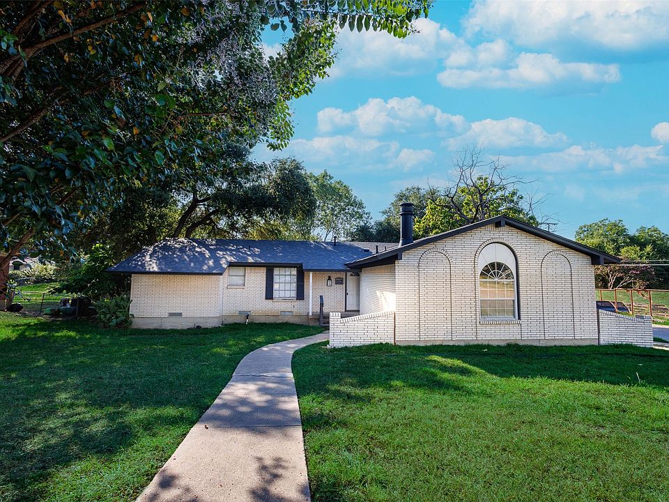 1st image of 131 Caraway Dr