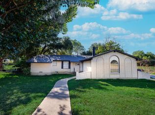 131 Caraway Dr, Mesquite, TX 75149