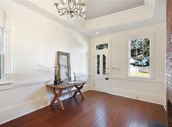 4th image of 532 Leontine St